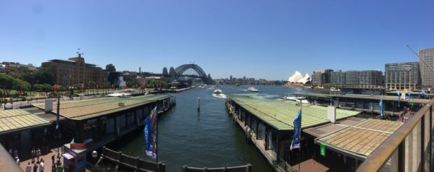 Panorama från tågstationen Sydney Opera House